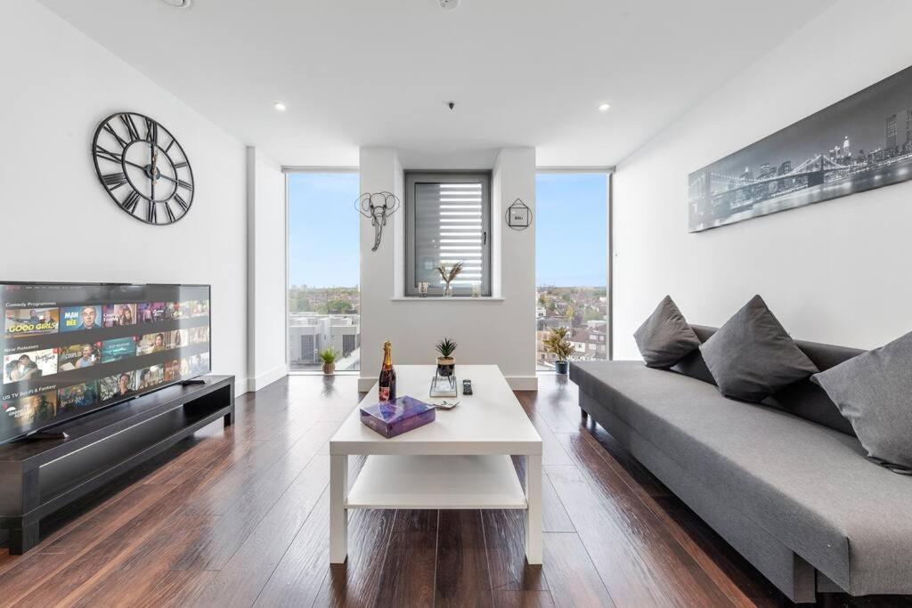 New Apartment 20 Mins From Waterloo London Bp36 Exteriér fotografie